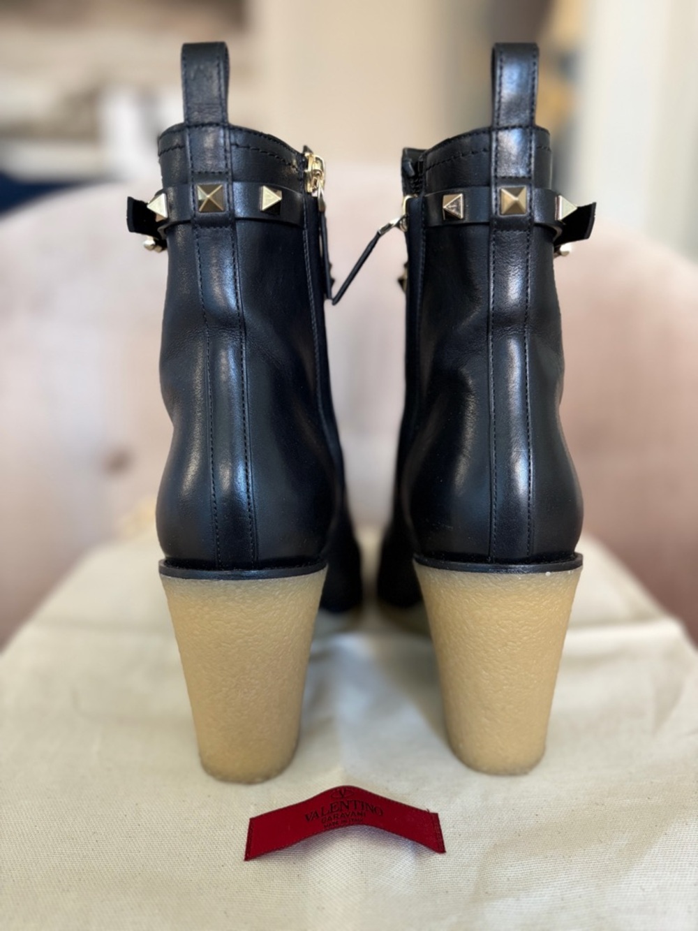 Valentino Garavani Black Leather Stud-Trim Ankle Boots - Size 38 - Picture 4 of 10